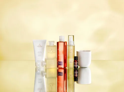 Miniatura 9 de Aromatherapy Associates Gel muscular antiestrés. Gel eficaz para calmar el cuerpo. Mezclado con aceites esenciales de romero, jengibre y pimienta