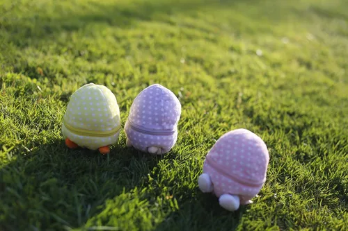 Miniatura 5 de Plushland - Muñeco de peluche (6 pulgadas), diseño de animal de peluche dentro de un huevo con cremallera; regalo ideal para niños y niñas