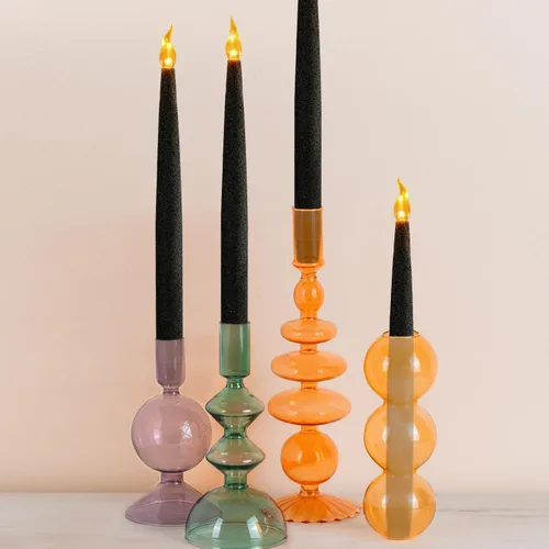 Miniatura 7 de FURORA LIGHTING Paquete de 2 velas cónicas LED negras con purpurina, sin llama, parpadeantes, con temporizador, para decoración del hogar, Negro