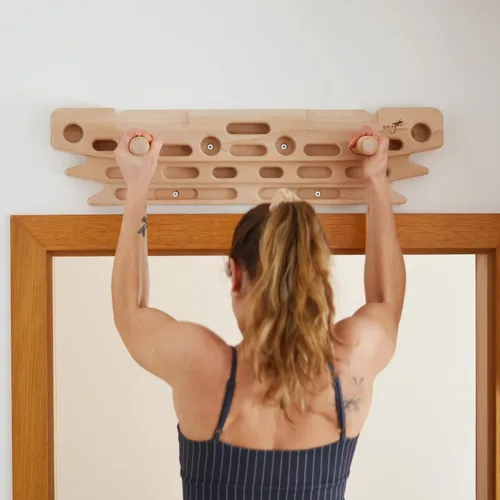 Miniatura 6 de FingerPeg 1.0 Hangboard – Tabla de entrenamiento de fingerboard para escalada con barras de dominadas – Elegante tabla de escalada de madera