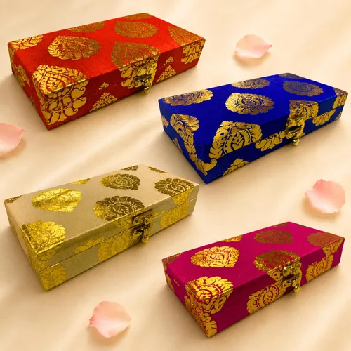LOVENSPIRE Paquete de 4 cajas organizadoras de joyas de brocado, cajas de regalo indias para regalos de devolución Shagun, caja de estilo