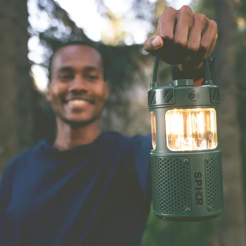 Miniatura 2 de MEE audio lightSPKR Paquete de 2 altavoces inalámbricos Bluetooth con linterna de campamento: audio de 360°, impermeable IPX6 y ajuste de brillo