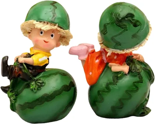 Estatua de resina de dibujos animados de 2 piezas, figuras únicas de muñeca de sandía para decoración del hogar, ornamento de escritorio, festival,