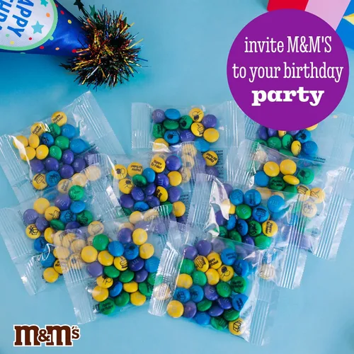 Miniatura 6 de M&M'S WORLD Caramelos de cumpleaños de chocolate con leche (paquete de 20), perfectos para fiestas, recuerdos de fiesta, juegos y regalos