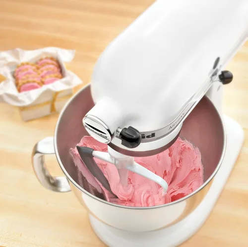 Miniatura 8 de KitchenAid Batidor de borde flexible de cabeza inclinable KFE5T