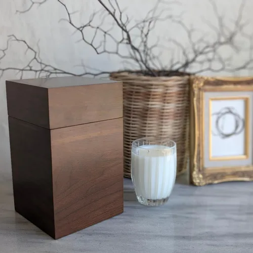 Miniatura 5 de Urnas de cremación de madera de nogal para cenizas humanas Caja conmemorativa grande de 200 libras Urna de recuerdo hecha a mano con bolsa