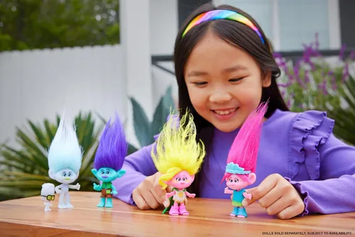 Miniatura 2 de Mattel DreamWorks Trolls Band Together Branch - Muñeca pequeña con traje extraíble y pelo de felpa, juguetes inspirados en la película