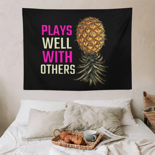 Miniatura 5 de Heucapc Tapiz de piña al revés que juega bien con otros, tapiz de fiesta de The Swing Nation para dormitorio, decoración estética de pared