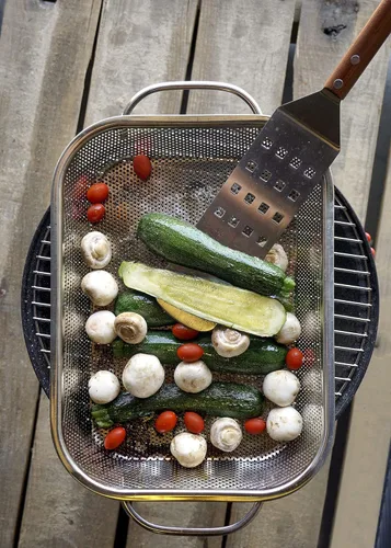 Miniatura 8 de RSVP International Endurance (BQ-RP) - Sartén para asar de precisión para barbacoa, acero inoxidable, 17.5 x 11 x 2 pulgadas, crea el tostado
