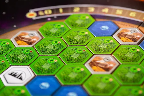 Miniatura 13 de Terraforming Mars The Colonies by Stronghold Games, Juego de mesa de estrategia
