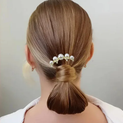 Miniatura 3 de Paquete de 4 horquillas para el cabello retorcidas de perlas, peines laterales en forma de U de perlas, palillos de pelo de 4 puntas, pinzas