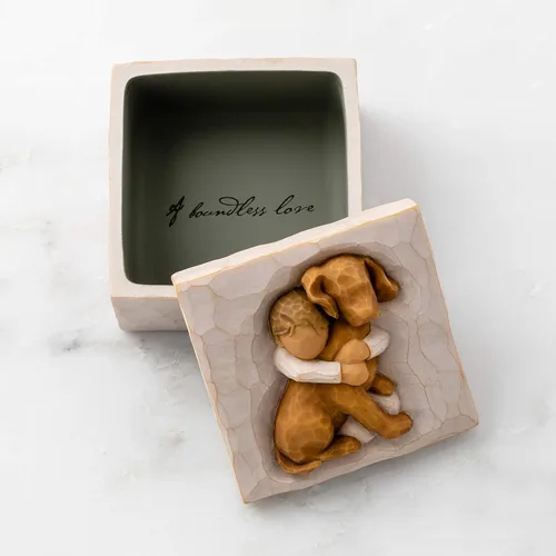 Miniatura 2 de Willow Tree Hug (perro dorado), caja de recuerdo esculpida pintada a mano