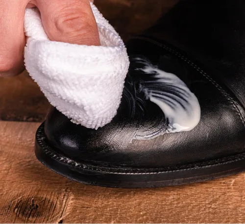 Miniatura 3 de Angelus Bálsamo de cuero crema para zapatos de 4 oz - Acondiciona y restaura botas de cuero, muebles, chaquetas, zapatos, bolsos y más, Neutro