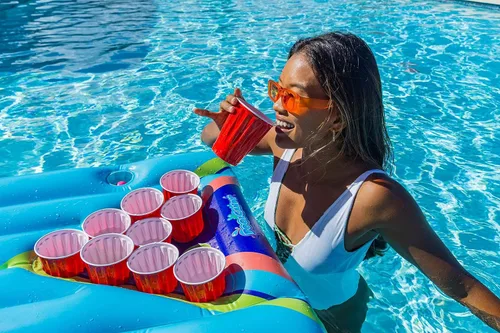 Miniatura 7 de Poolcandy Pong inflable para fiesta en la piscina; un juego de piscina fácil de instalar, lago o playa. Perfecto para tu próxima barbacoa, piscina