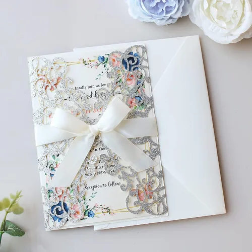 Miniatura 4 de 50 kits de invitación de boda con purpurina plateada de 5.12 x 7.28 pulgadas, cortadas con láser, tarjetas de invitaciones de bolsillo floral hueco