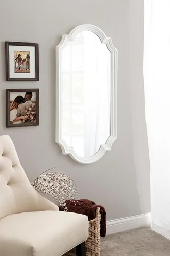 Miniatura 3 de Kate and Laurel Fairbourne Farmhouse - Espejo de pared de panel festoneado, 20 x 42, blanco envejecido, espejo decorativo alto tradicional