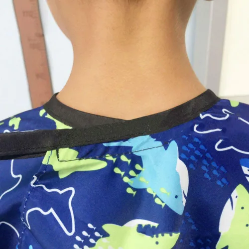 Miniatura 3 de AKOAK Gorro de corte de pelo con estampado de delfín de dibujos animados para niños, impermeable, vestido de peluquería, vestido de salón, delantal