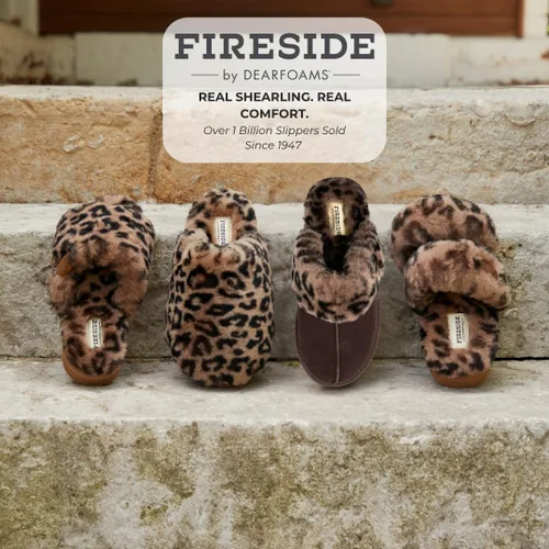 Miniatura 21 de Dearfoams Fireside Sydney Pantuflas anchas de piel de oveja para mujer, para interiores y exteriores