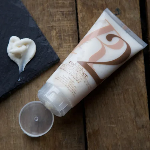 Miniatura 5 de RoMANce Tratamiento Acondicionador Profundo 6 oz.
