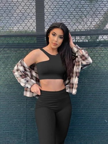 Miniatura 6 de OQQ Conjunto de entrenamiento de 4 piezas para mujer, leggings de cintura alta acanalados para yoga con camiseta corta de 3 piezas con brasier