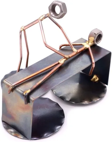 Miniatura 4 de Estatuilla de metal hecha a mano de quiropráctica, arte de metal soldado a mano y esculturas de metal reciclado, accesorios únicos de escritorio