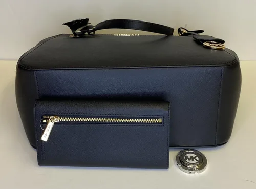 Miniatura 6 de Michael Kors Jet Set - bolsa de hombro para viaje con cadena grande, cartera triple Michael Kors Jet Set.