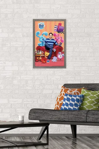 Miniatura 2 de Nickelodeon Blue's Clues - Póster de pared grupal, 22.4 pulgadas de largo x 14.7 pulgadas de ancho, versión enmarcada de madera de granero