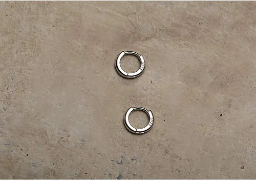 Miniatura 5 de Aretes de aro pequeños minimalistas para mujeres y niñas, plata de ley 925, pulido dorado, mini arracadas para cartílago, hélix, envoltura fina