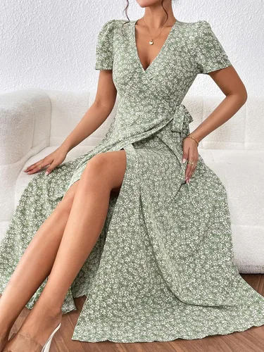 Miniatura 8 de OYOANGLE Vestido largo de manga corta con cuello en V y estampado floral bohemio para mujer