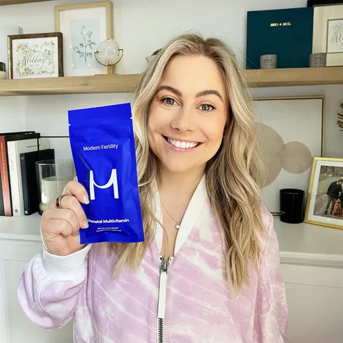 Miniatura 3 de Modern Fertility Multivitamínico prenatal Desarrollado con obstetra-ginecólogos, contiene 12 nutrientes esenciales para apoyo antes, durante
