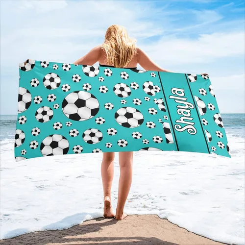 Toalla de playa personalizada con diseño de pelotas de fútbol divertidas con nombre, toallas de piscina de viaje de microfibra personalizadas de 2