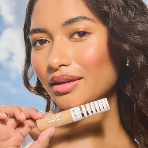 Miniatura 9 de COVERGIRL TruBlend Undercover Corrector, Edificable, Cobertura Completa, 24 Horas de Duración, Acabado Mate - L150 Porcelana