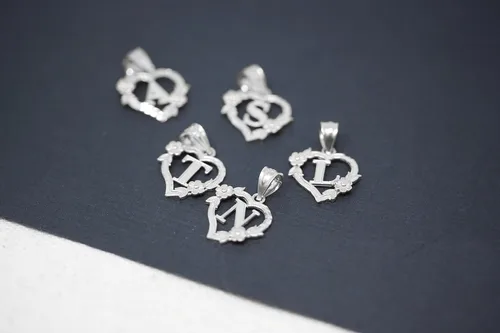 Miniatura 3 de Colgante de plata de ley con inicial de corazón para mujer, colgante de letra para mujer