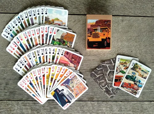 Miniatura 3 de Carteles de juego de camiones pesados (baraja de póquer 54 cartas, todas diferentes) Carteles automotrices retro vintage camiones maquinaria