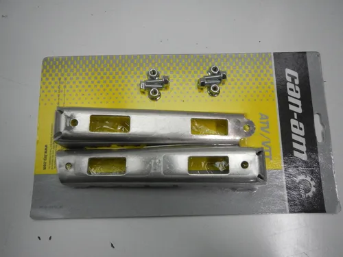 Miniatura 2 de Can-Am Nuevo OEM Outlander ATV Footpeg Boot Foot Well Gripper Grip Kit 715001131