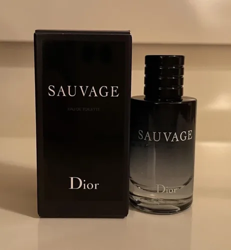 Miniatura 2 de Fragancia Dior Sauvage Eau de Toilette para viajes, 0.34 onzas líquidas