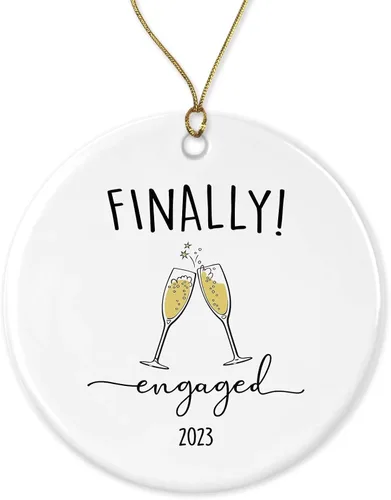 Adorno de recuerdo de compromiso para la primera Navidad, divertido compromiso para parejas, recuerdo de compromiso, regalo para parejas impreso en