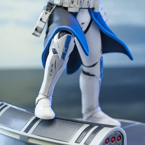 Miniatura 8 de DIAMOND SELECT TOYS Star Wars Colección Premier: Estatua de Rex de Clone Wars, multicolor, 10 pulgadas