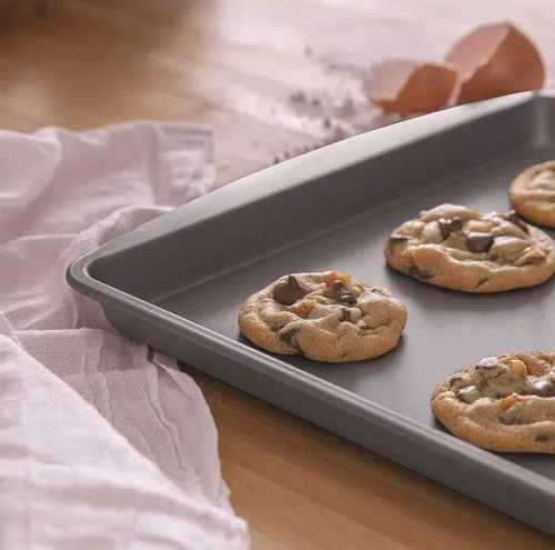 Miniatura 5 de G & S Metal Products Co mpany OvenStuff - Juego de 2 bandejas antiadherentes para galletas, color gris