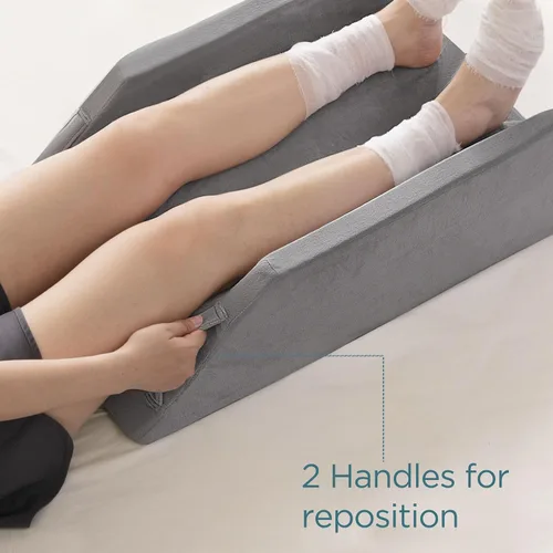 Miniatura 3 de UBBCARE - Almohada de elevación de piernas para recuperación de cirugía de pierna/rodilla, almohada doble de espuma viscoelástica con funda