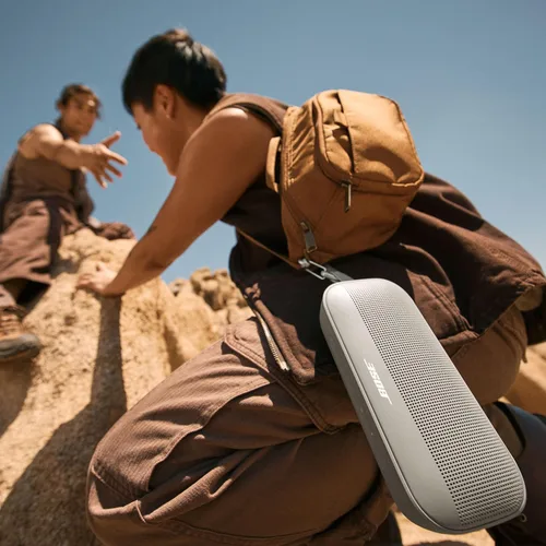 Miniatura 3 de Bose SoundLink Flex Altavoz Bluetooth (2.ª generación) - Altavoz portátil para exteriores con audio Hi-Fi, impermeable y resistente al polvo, USB-C