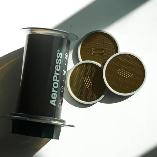 Miniatura 5 de Quell Paquete de 3 filtros reutilizables con revestimiento de titanio dorado para la fijación de Fellows Prismo – Afina tu preparación con nuestros