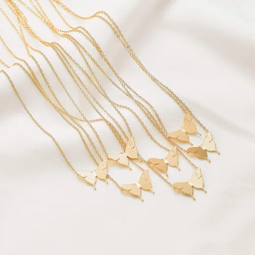 Miniatura 5 de MEVECCO Collar delicado con inicial de oro de 18 quilates, chapado en oro de 18 quilates, collar con dije de mariposa, delicado collar diario