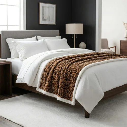 Miniatura 3 de Manta Sherpa de Vellón - 50x60 Pulgadas Lavable a Máquina Manta Reversible - Mantas Mullidas para Sofá, Silla o Cama por Lavish Home (Leopardo)