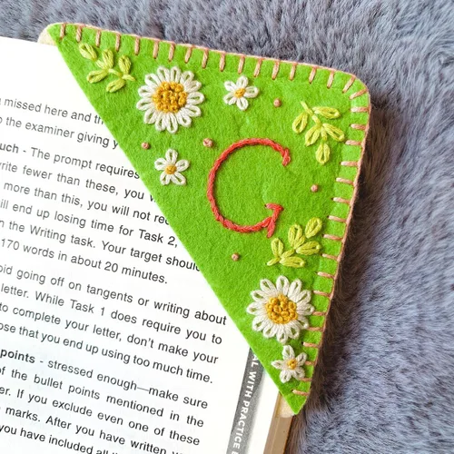 Miniatura 54 de Marcapáginas de esquina bordadas a mano personalizadas, Marcadores para mujeres, Marcador personalizado para los amantes de los libros, lindo Verde