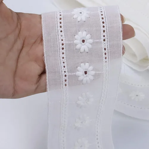 Miniatura 2 de Ribete de encaje de algodón blanco con ojales para costura para manualidades, vestidos, ropa de bebé, bolsa de 4.8 yardas