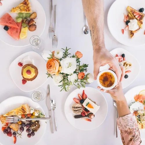 Miniatura 7 de Experiencia de Regalo de Crucero Brunch en San Francisco - Mimosas y Champán Ilimitados para Dos - Cena de Lujo en la Bahía con Vistas al Golden