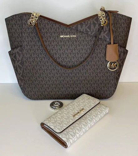 Miniatura 2 de Michael Kors Jet Set - bolsa de hombro para viaje con cadena grande, cartera triple Michael Kors Jet Set.