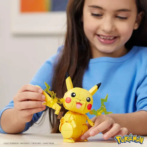 Miniatura 3 de MEGA Juego de juguetes de construcción Pokémon Construye y muestra Pikachu con 205 piezas, articulado y posable, 4 pulgadas de alto, para niños