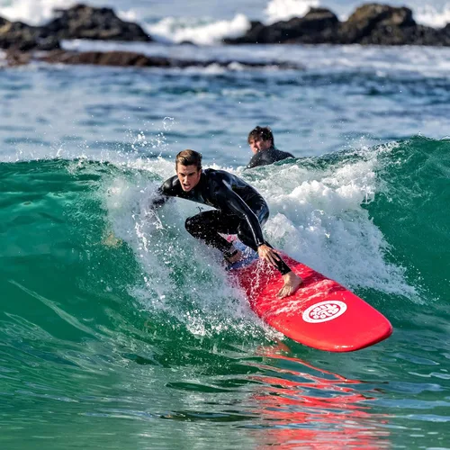 Miniatura 2 de Bloo Tide Tabla de surf de 8 pies con parte superior suave roja con diseño de Wavizm azul gráfico inferior